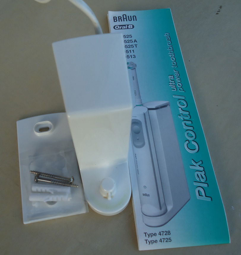 Een oplader voor een elektrische tandenborstel van Oral-B. - Afbeelding 3