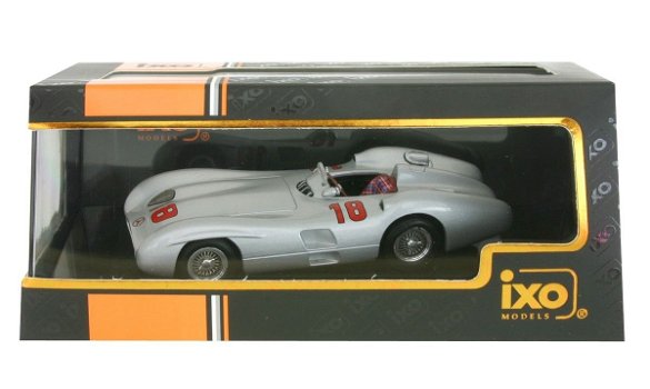 1:43 IXO Mercedes W196 R Winner GP Monza Italia 1955 #18 - 1