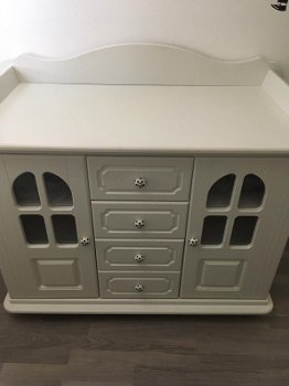 Kinderkamer: Ledikant, Commode en grote kast - 6