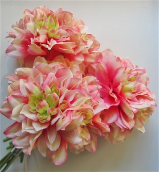 PRACHTIGE ZIJDEN GEKLEURDE DAHLIA'S - BOSJE - 0