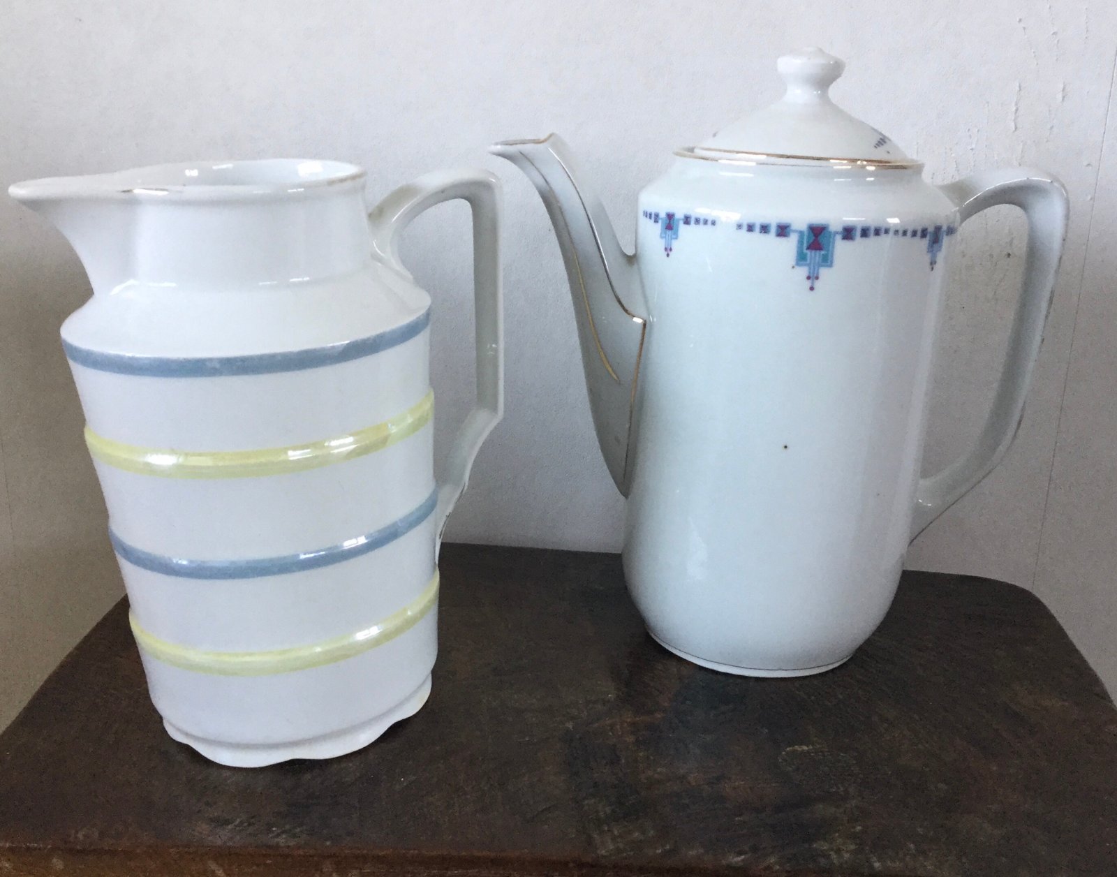 Antieke / vintage melkkan en koffiepot , per stuk te koop - nr. 1