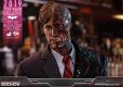 Hot Toys Exclusive The Dark Knight Two Face MMS546 - 4 - Thumbnail