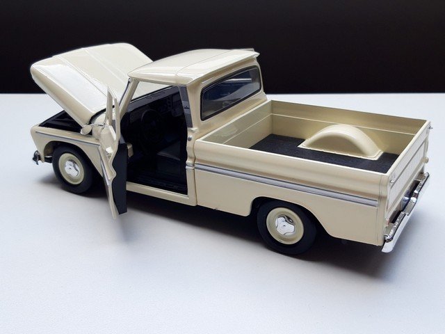 Chevrolet C10 Fleetside – Motormax modelauto 1:24 - Afbeelding 7
