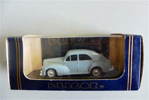 1:43 oude Eligor 1131 Peugeot 203 berline 1954 grijs - 0