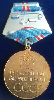 Russische medaille 50 jaar strijdkrachten - 1