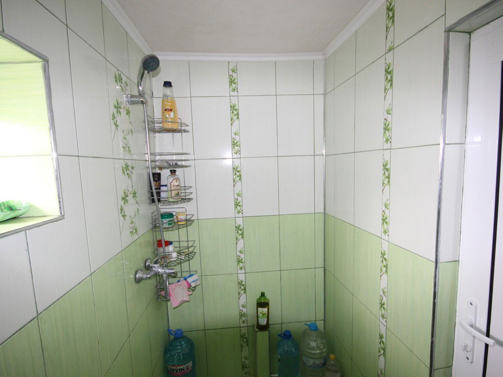 Half gerenoveerde en bemeubelde woning op slechts 38 km van zee - Afbeelding 4