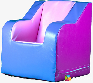 PVC Kinderstoeltjes - 1