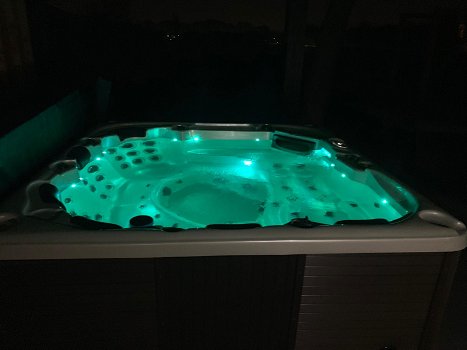 Spa Service Monteur - Jacuzzi - 1