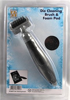 Die cleaning brush & foam pad - 1
