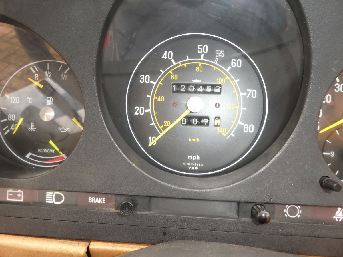 Mercedes 380 SL 107 Oldtimer Cabriolet - Afbeelding 7