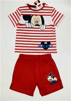 Nieuwe zomerset Mickey Mouse rood maat 122/128 - 2