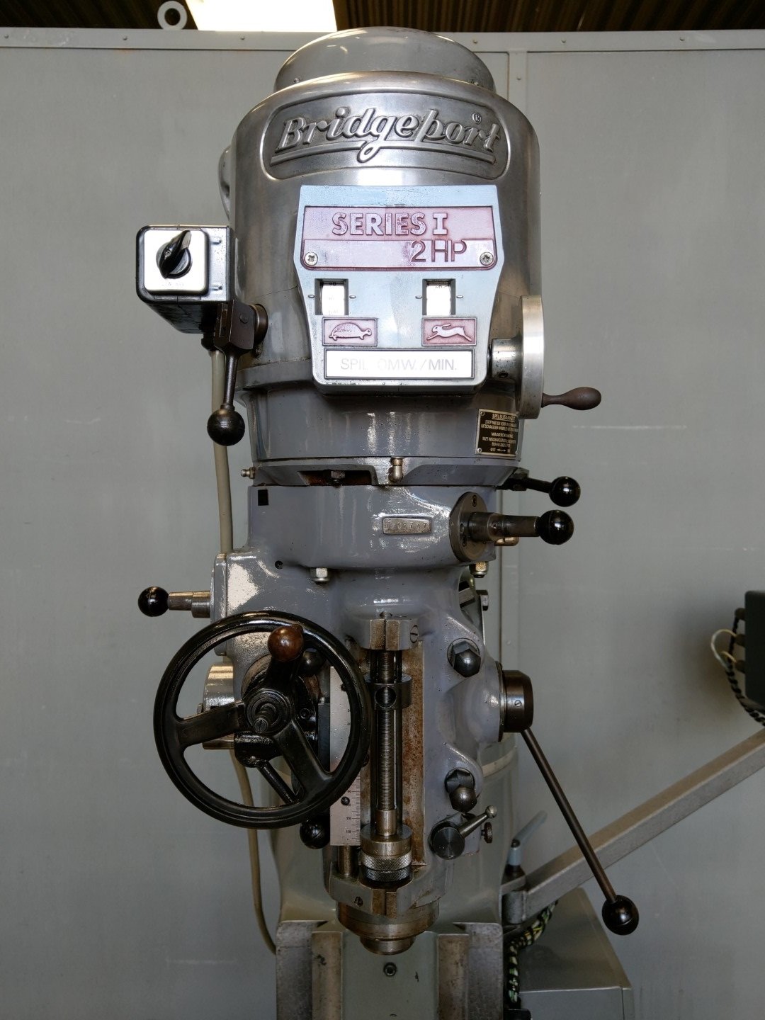 Vertical Milling Machine / Verticale toren freesmachine Bridgeport - Verkocht - Afbeelding 3
