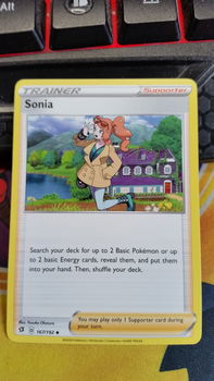 Sonia 167/192 Uncommon Sword & Shield: Rebel Clash - 0