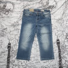 ### Nieuw : Mooie driekwart jeans.(W27)###