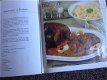 Twee kookboeken één met rundsvlees en één met microgolfoven - 3 - Thumbnail