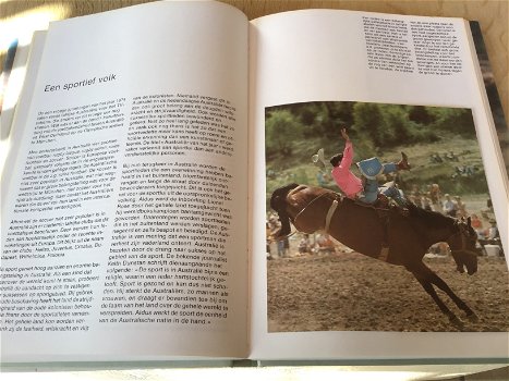 Australië ;Prachtig boek ,mooi en uitnemend natuur,met diepe kloofdalen en verticale rotswanden - 7