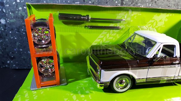 1972 Chevrolet Cheyenne 1:24 Jada - 3