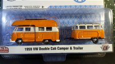VW volkswagen double cab camper& trailer oranje 1:64 M2 