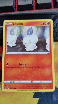 Litwick 031/192 Common Sword & Shield: Rebel Clash - 0