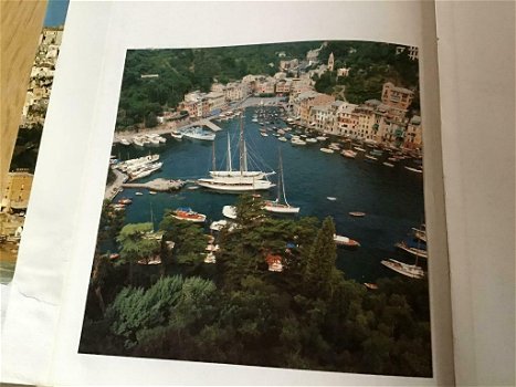 Boek Italië .Prachtig exemplaar om eventueel reis te boeken ,heel mooie land ,monumenten,musea's enz - 1