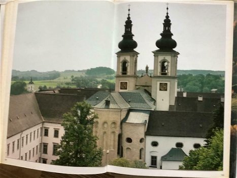 Boek :OOSTENRIJK ;Ideaal vakantieland om op reis te gaan, te gaan skien , bergen beklimmen - 7