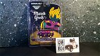 VW panel van MARDI GRAS 1:64 Greenlight - 2 - Thumbnail