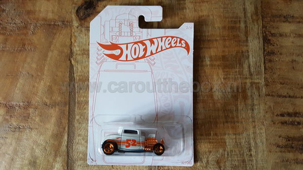 Hotwheels PEARL & GHROME 1:64 Hotwheels - 2