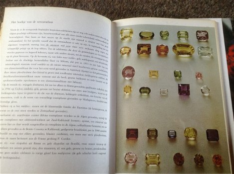 Boek ;Edelstenen ,Prachtige exemplaar ,modellen van goudwerk & diamanten - 5
