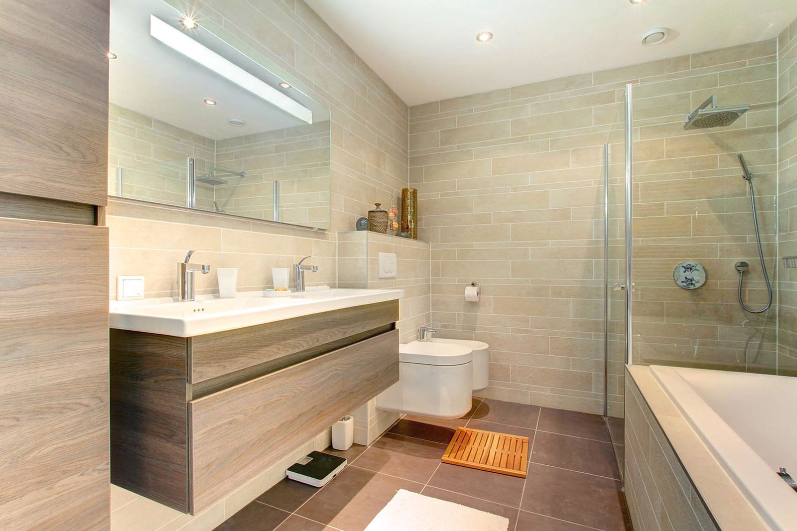 For rent in Amsterdam Zuid/RAI - 4 bedrooms apartment 165m2 - Afbeelding 2
