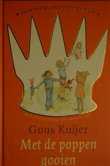 Guus Kuijer: Met de poppen gooien