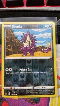 Stunky 114/192 Common (reverse) Sword & Shield: Rebel Clash - 0