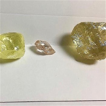 Natuurlijke ruwe diamanten - 0