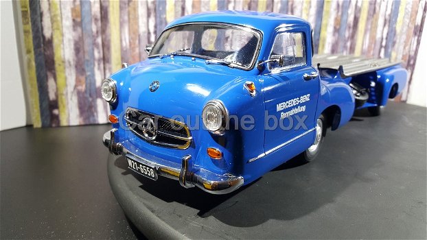 Mercedes Benz Renntransporter BLAUES WUNDER 1:18 IScale - 1