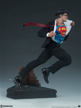 Sideshow Superman Call to Action Premium Format - 2