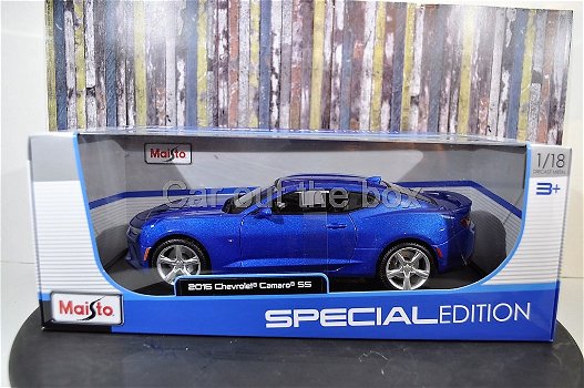 Chevrolet Camaro SS blauw 1:18 Maisto - 3