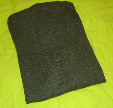 Te koop groene trui met knoopsluiting van Identic (maat: L). - 7