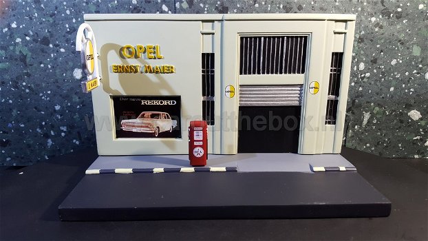 Opel garage diorama 1:43 Atlas - 0