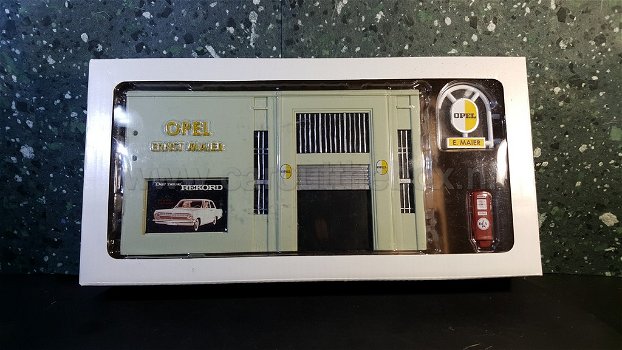 Opel garage diorama 1:43 Atlas - 5
