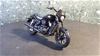 Harley Davidson 2015 Street 750 mat zwart 1:18 Maisto - 1 - Thumbnail