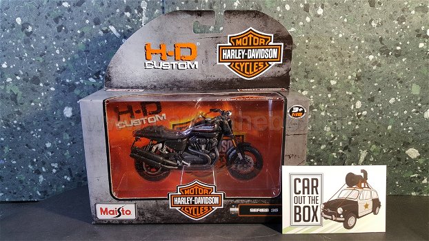 Harley Davidson 2011 XR 1200X mat zwart 1:18 Maisto - 4