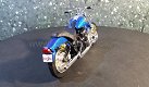 Harley Davidson 2002 Night Train blauw 1:18 Maisto - 2 - Thumbnail