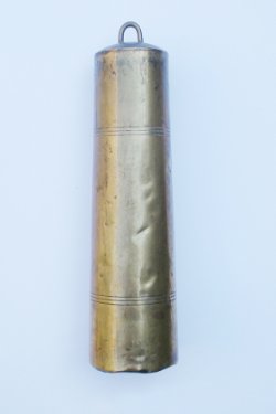 Messing gewicht voor Friese klok. 3519 gr.