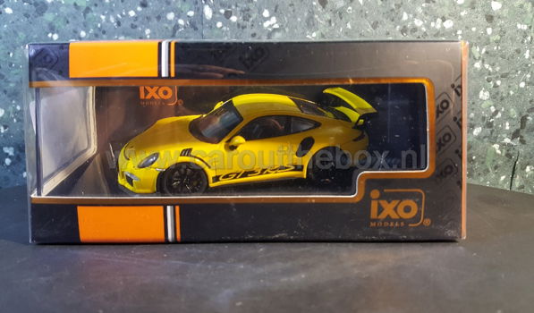 Porsche 911 GT3 RS 2017 geel 1:43 Ixo - 3