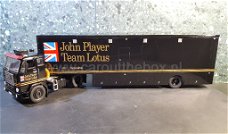 Volvo F88 JOHN PLAYER TEAM LOTUS  1:43 Ixo