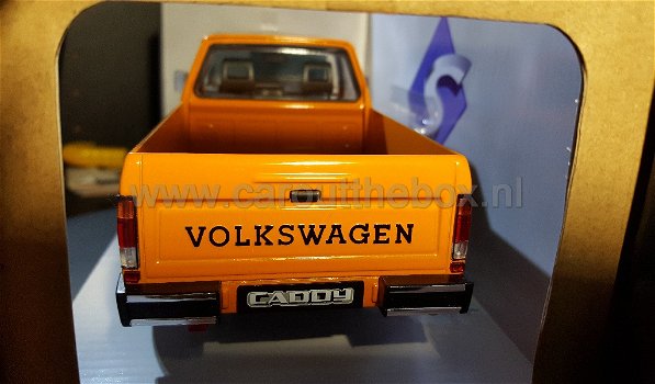 Volkswagen Caddy pick-up oranje 1:18 Solido - 4