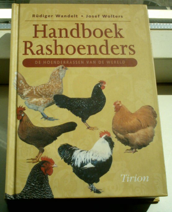 Handboek Rashoenders(Wandelt & Wolters, ISBN 9052103208). - nr. 1