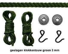 4,40 m. geslagen Comtoise klokkentouw –groen– dikte 3 mm, compleet met franse munten en haken.