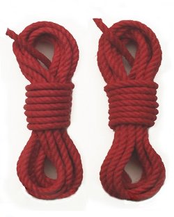 4,40 m. geslagen Comtoise touw, kleur ROOD, 3 mm.