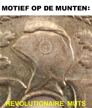 4,40 m. geslagen Comtoise touw 3 mm en antieke franse munten. - 3