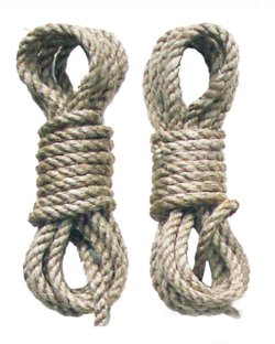 4,40 m. geslagen Comtoise touw 2 mm, kleur NATUREL.